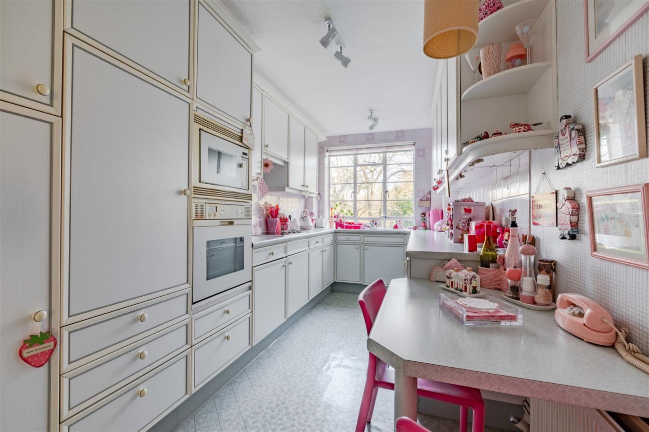 Images for Furze Hill, Hove EAID:lextonsapi BID:1