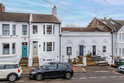 Robertson Road, Brighton - EAID:lextonsapi, BID:1