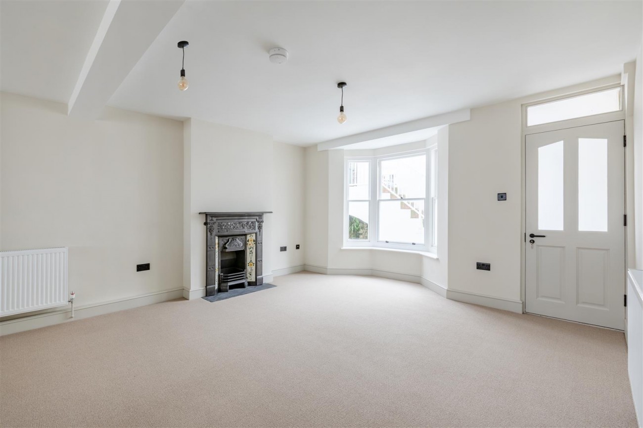 Images for Robertson Road, Brighton EAID:lextonsapi BID:1