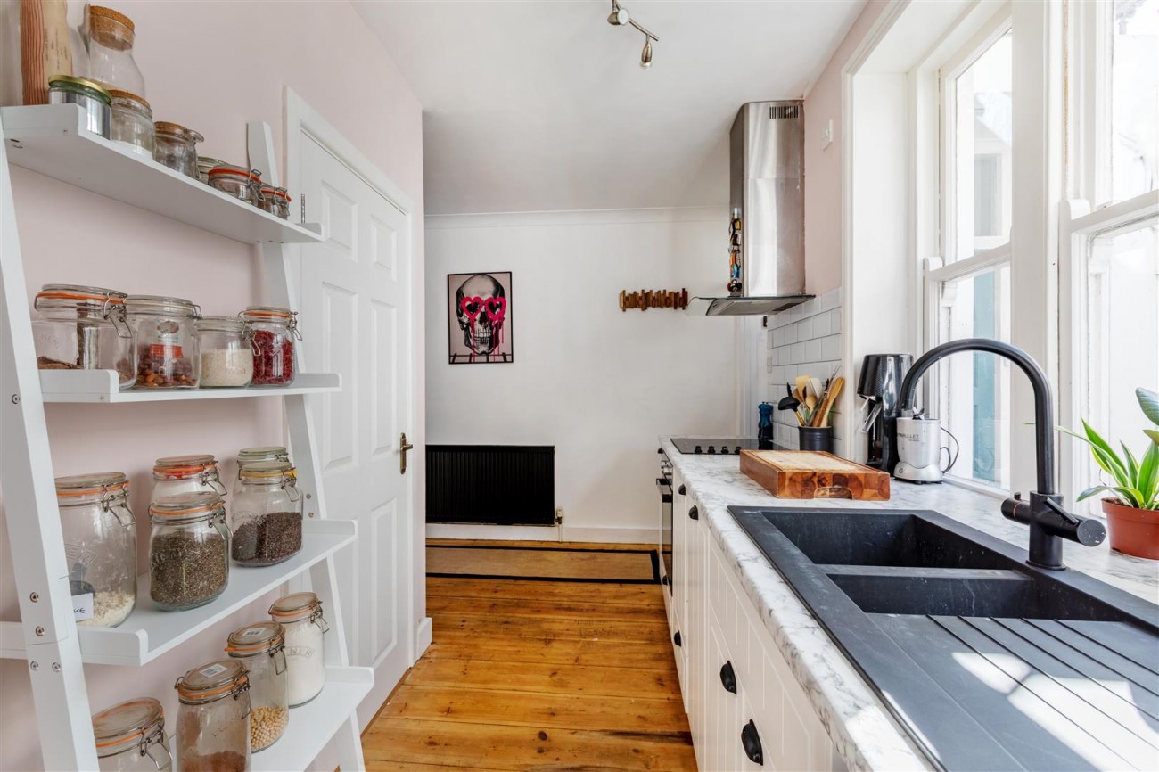 Images for Robertson Road, Brighton EAID:lextonsapi BID:1