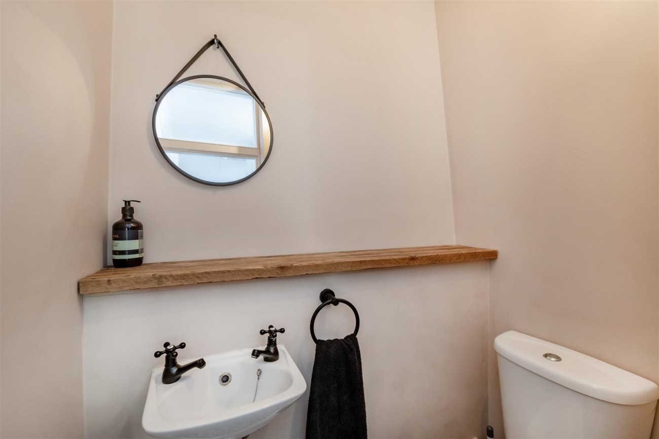 Images for Robertson Road, Brighton EAID:lextonsapi BID:1