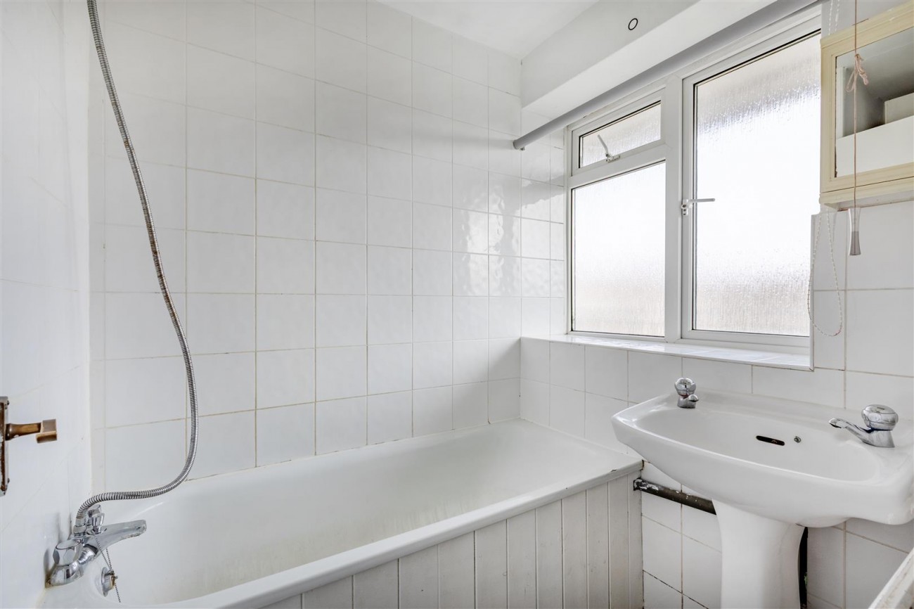 Images for Wilbury Crescent, Hove EAID:lextonsapi BID:4