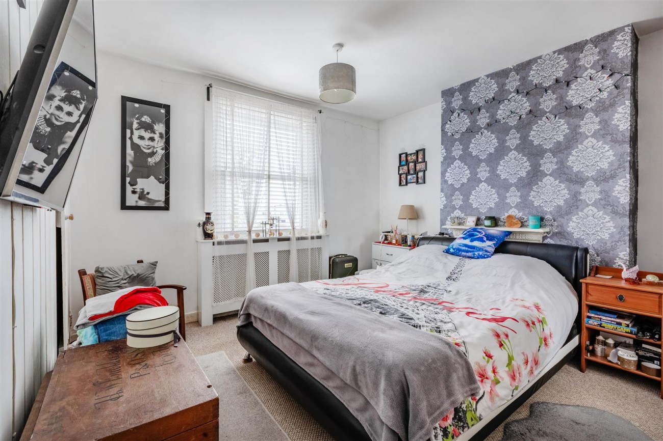 Images for Ashford Square, Eastbourne EAID:lextonsapi BID:1