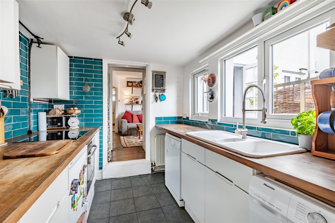 Images for Roundhill Crescent, Brighton EAID:lextonsapi BID:1