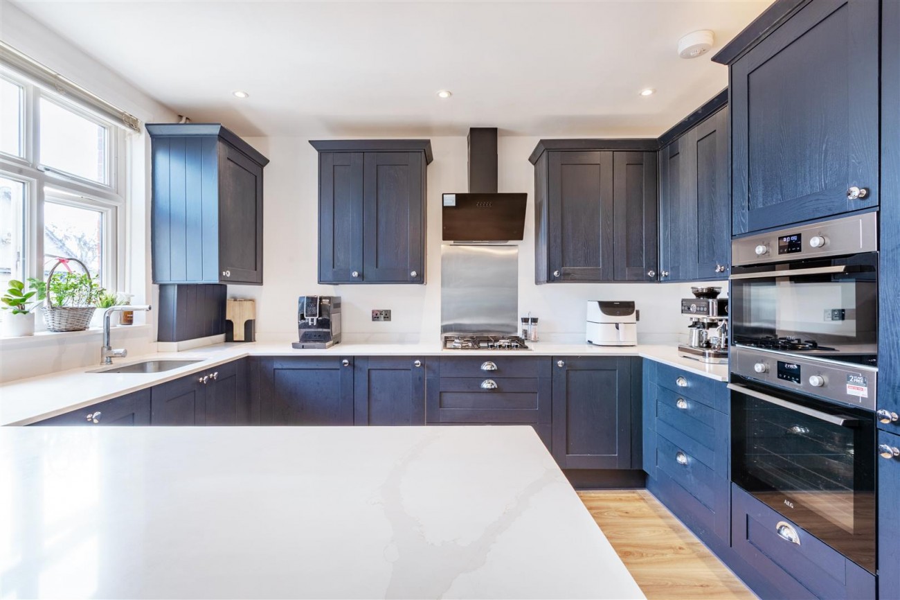 Images for Holmes Avenue, Hove EAID:lextonsapi BID:1