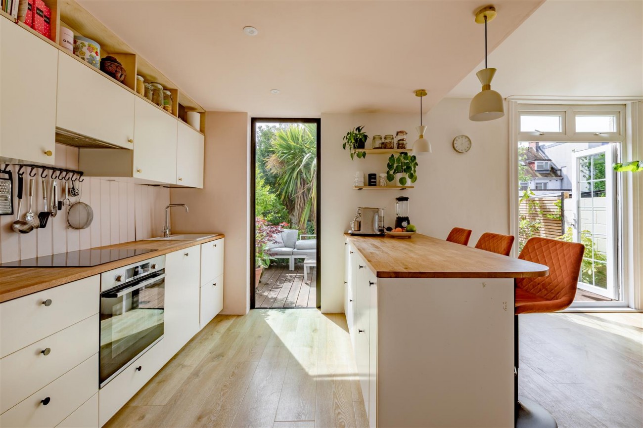 Images for Marmion Road, Hove EAID:lextonsapi BID:1