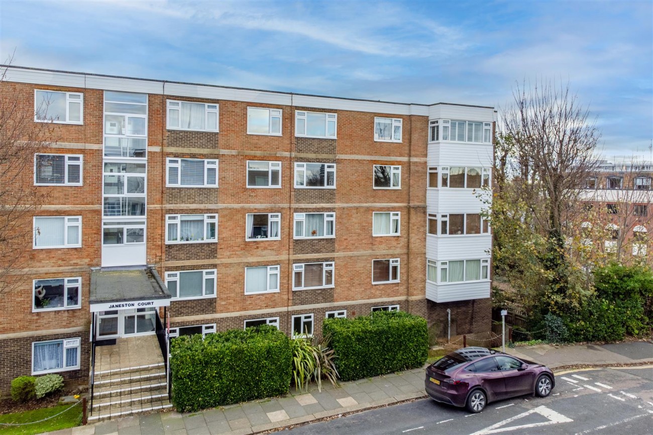 Images for Wilbury Crescent, Hove EAID:lextonsapi BID:1