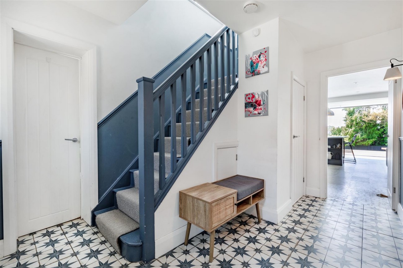 Images for Cobton Drive, Hove EAID:lextonsapi BID:1