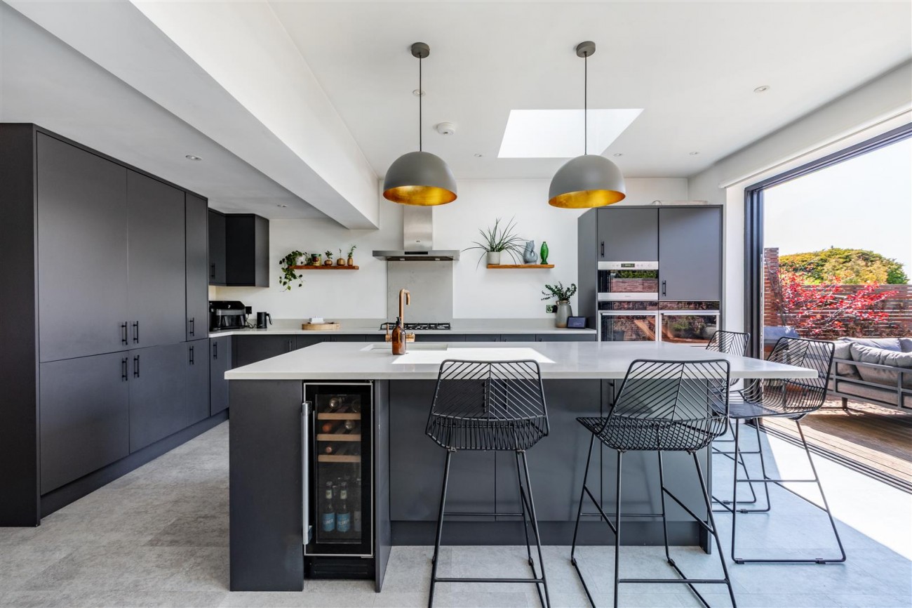 Images for Cobton Drive, Hove EAID:lextonsapi BID:1