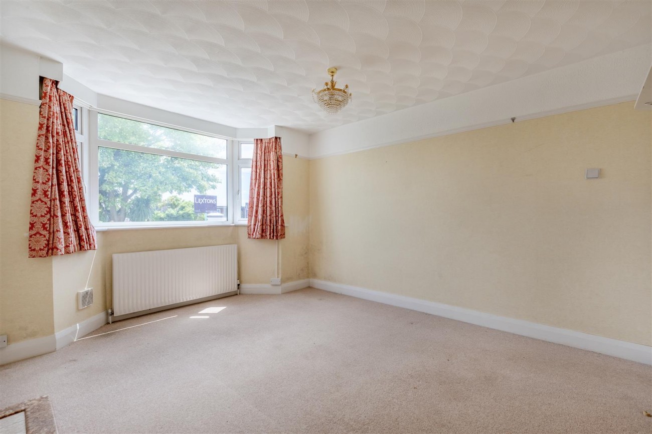 Images for Fallowfield Close, Hove EAID:lextonsapi BID:4