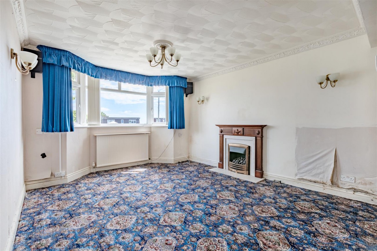 Images for Fallowfield Close, Hove EAID:lextonsapi BID:4