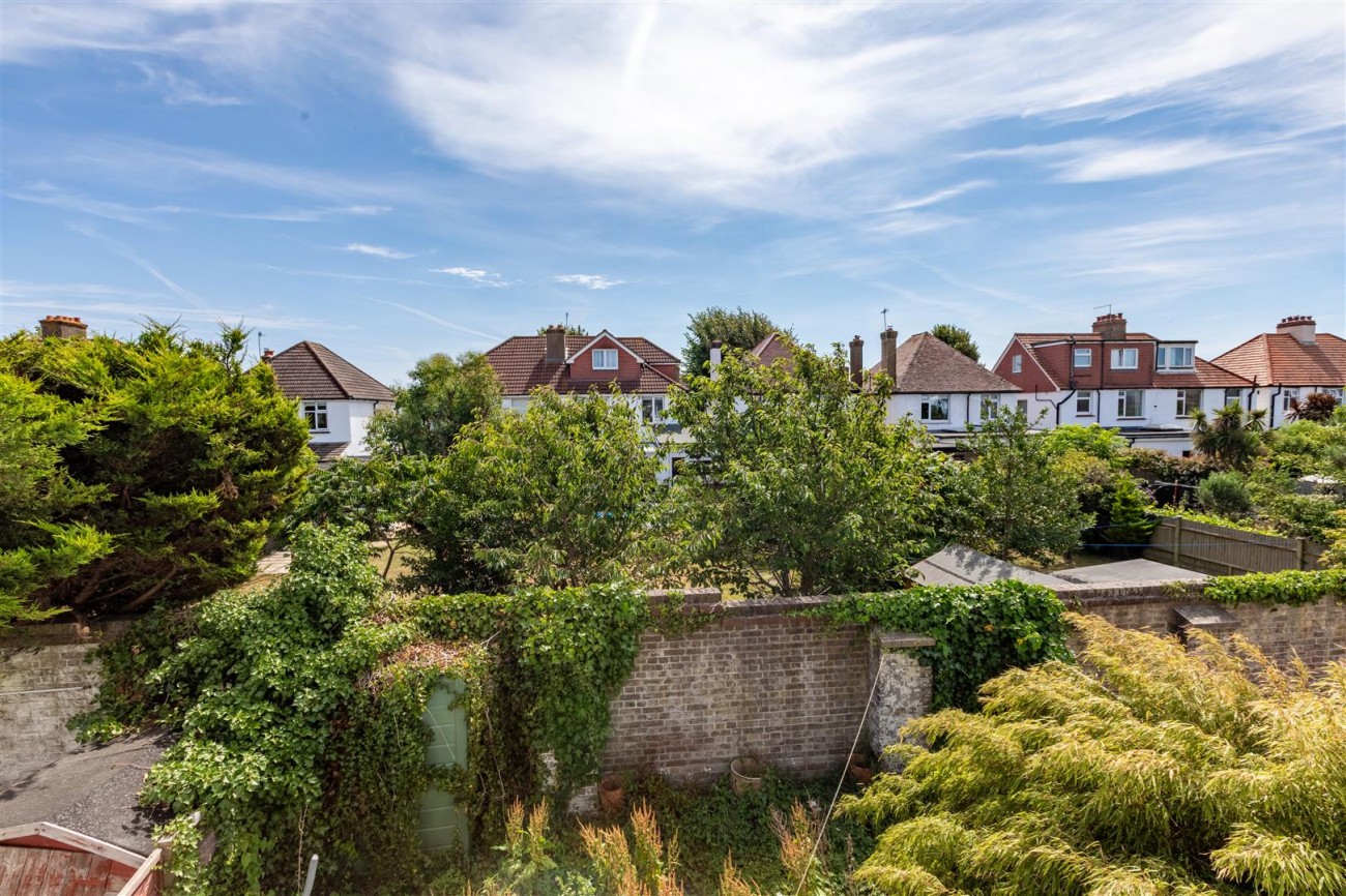 Images for Erroll Road, Hove EAID:lextonsapi BID:1