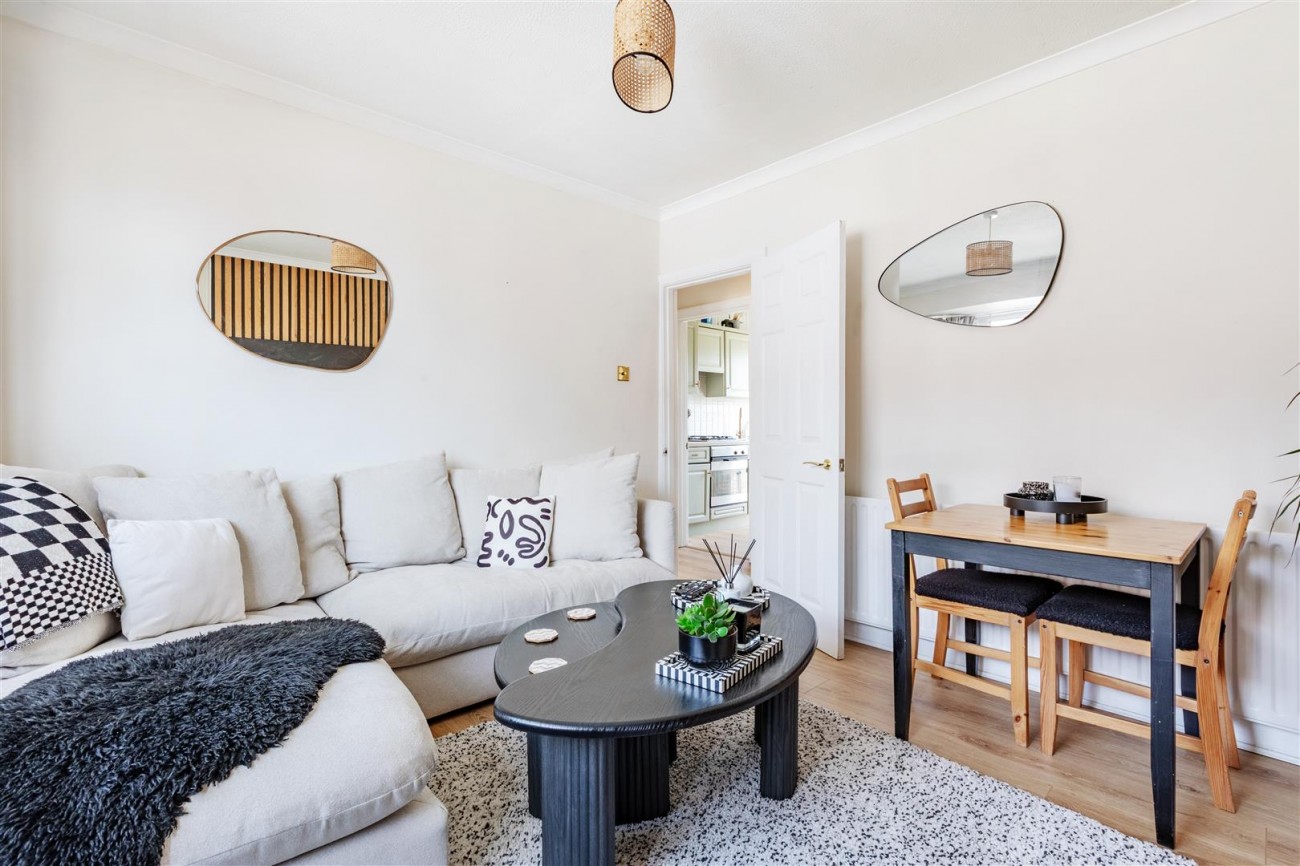 Images for Erroll Road, Hove EAID:lextonsapi BID:1