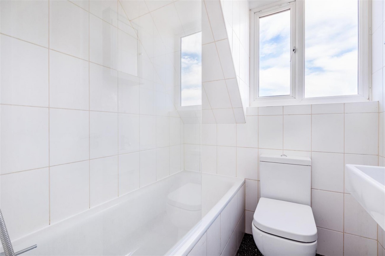 Images for West Way, Hove EAID:lextonsapi BID:1